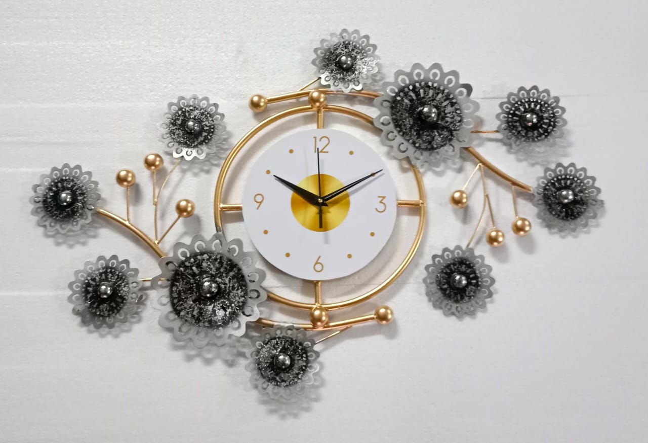 ROUND LEAFS FLOWER METAL ART WALLCLOCK 36INCH