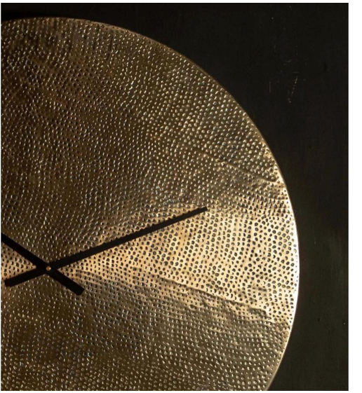 Round Hammerd Wallclock 24inch